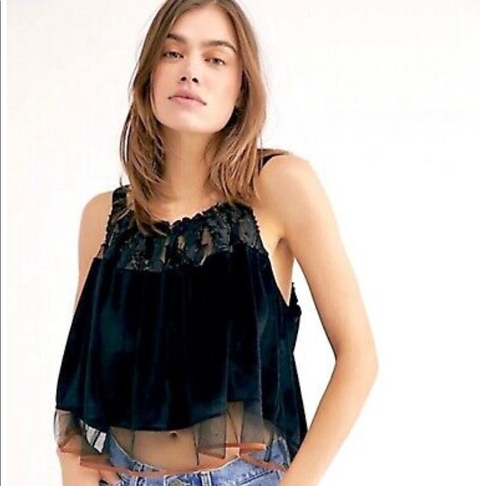 Free People black velvet too w/ satin tie straps